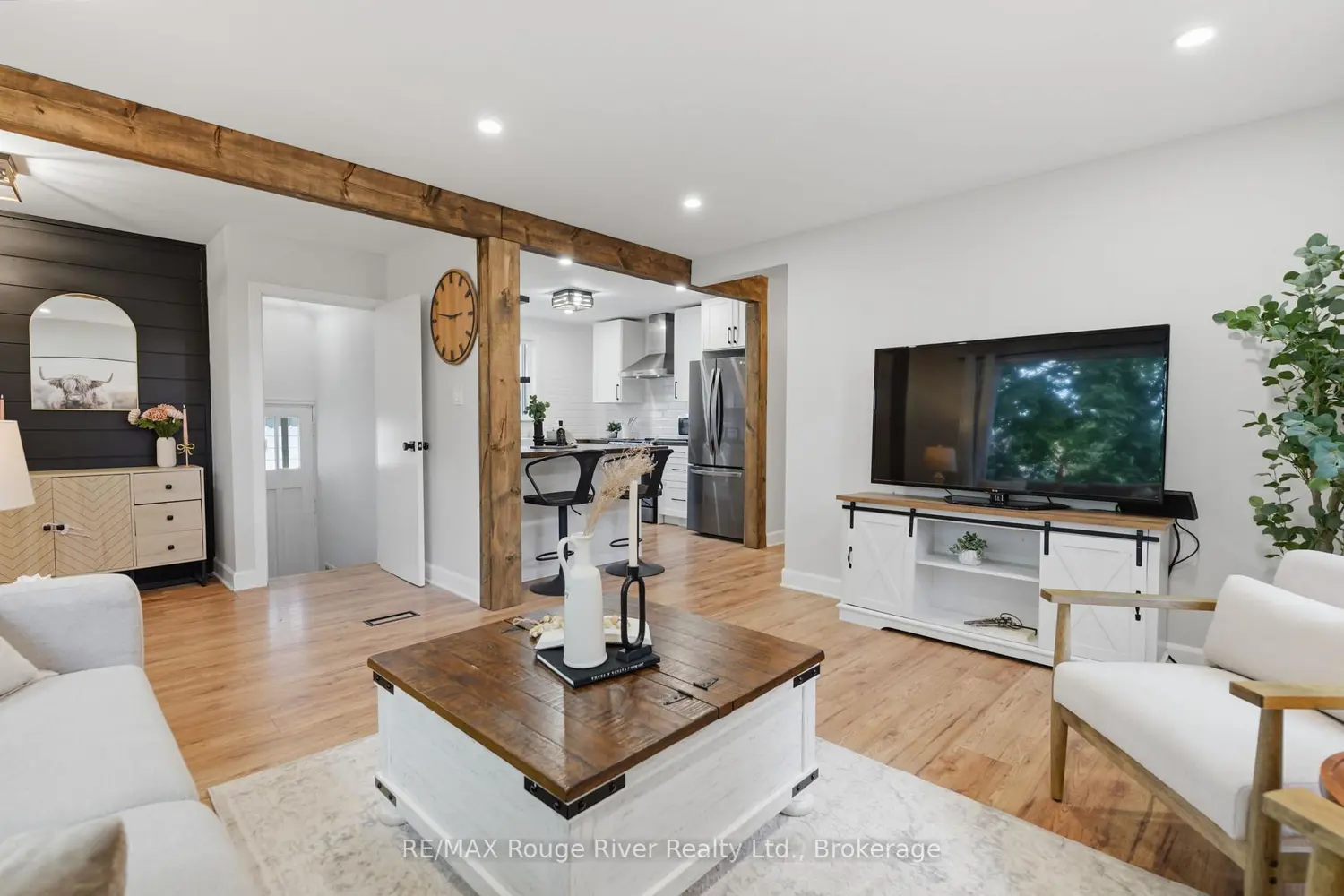 152 Wilson Road photo 4