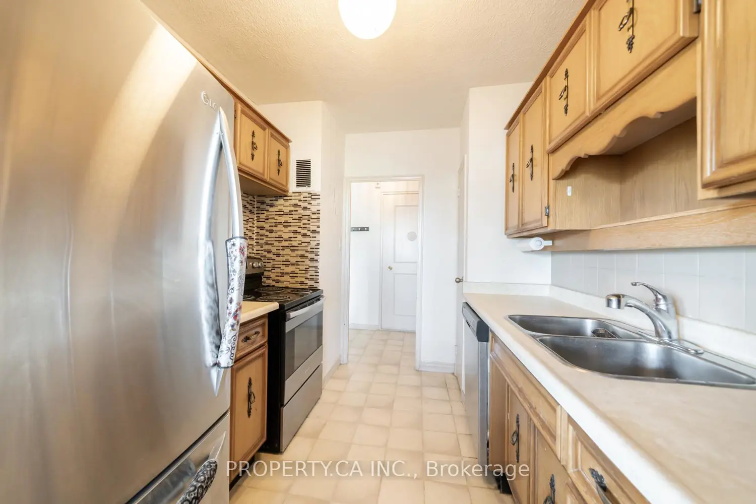 45 Westmount Road 404 photo 2