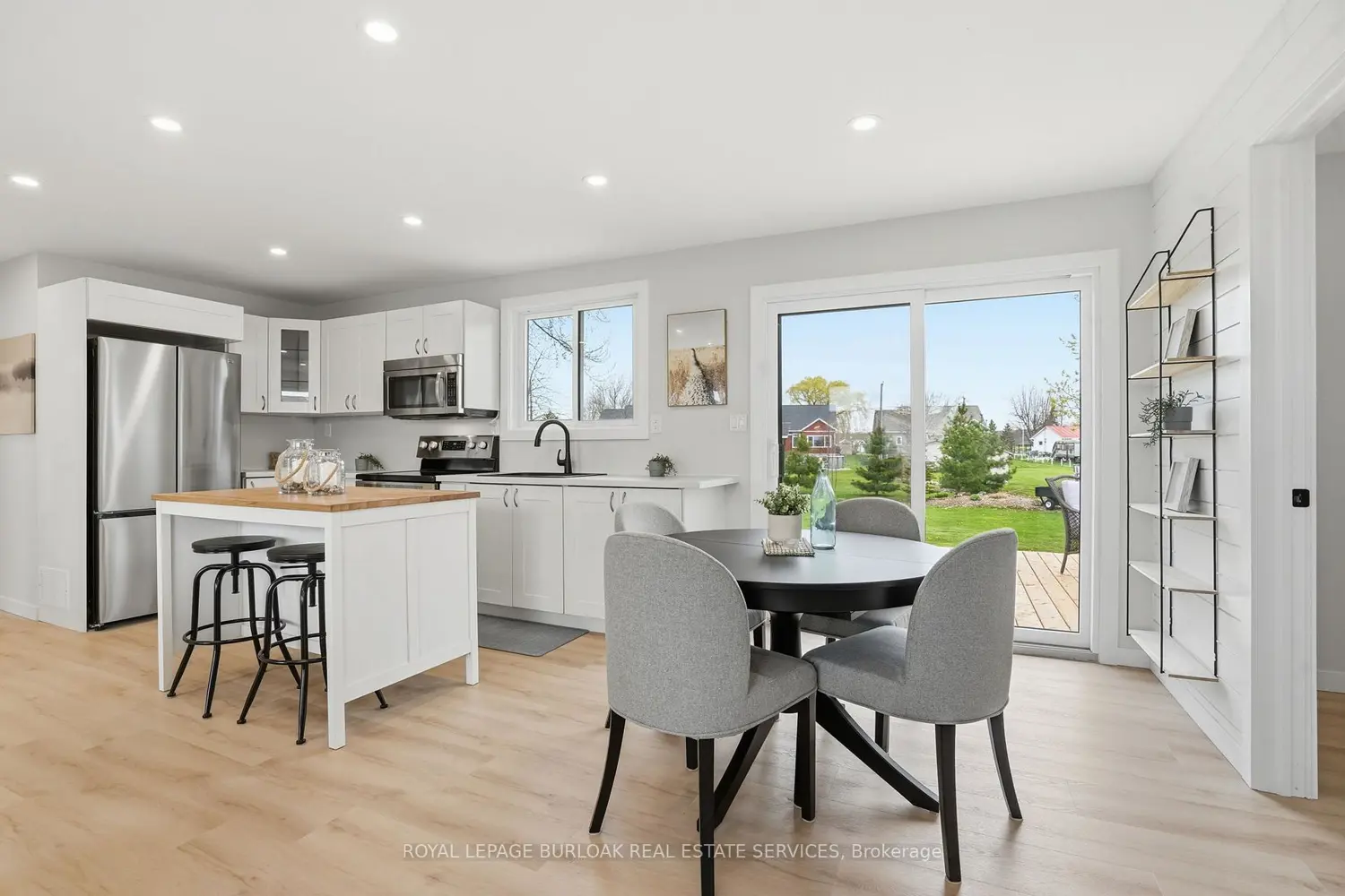51 Vola Beach Lane photo 5