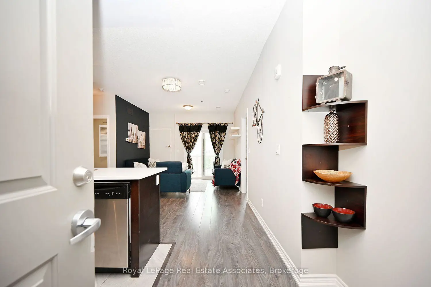 1370 Costigan Road 209 photo 2