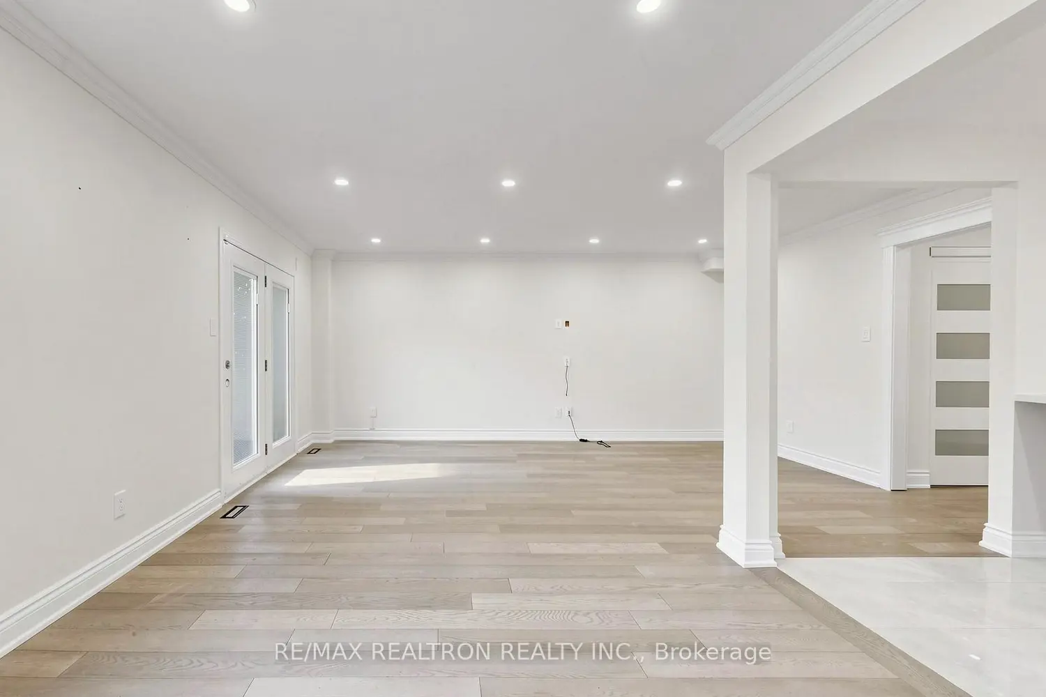 72 Halfmoon Square photo 5