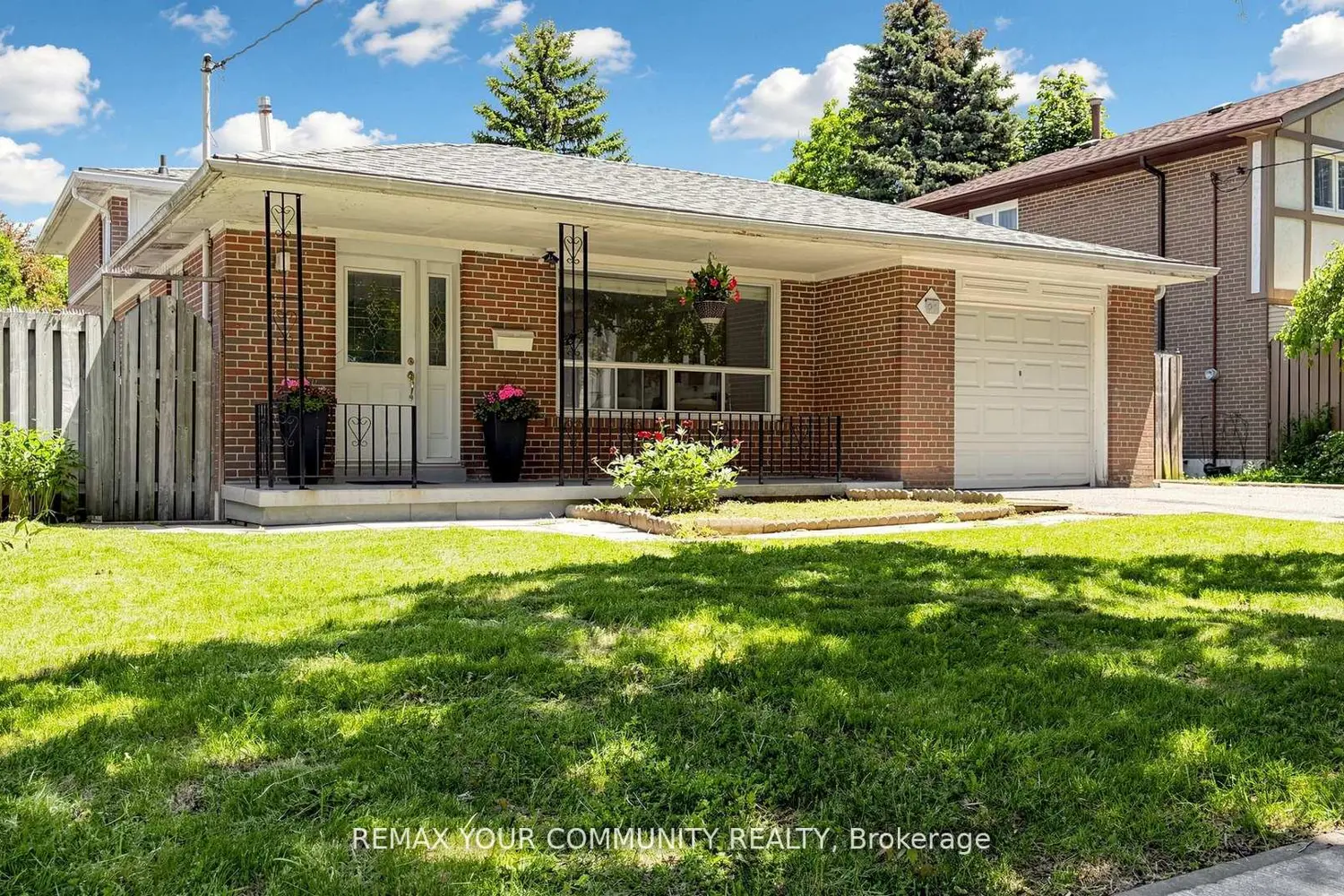 23 Lesgay Crescent