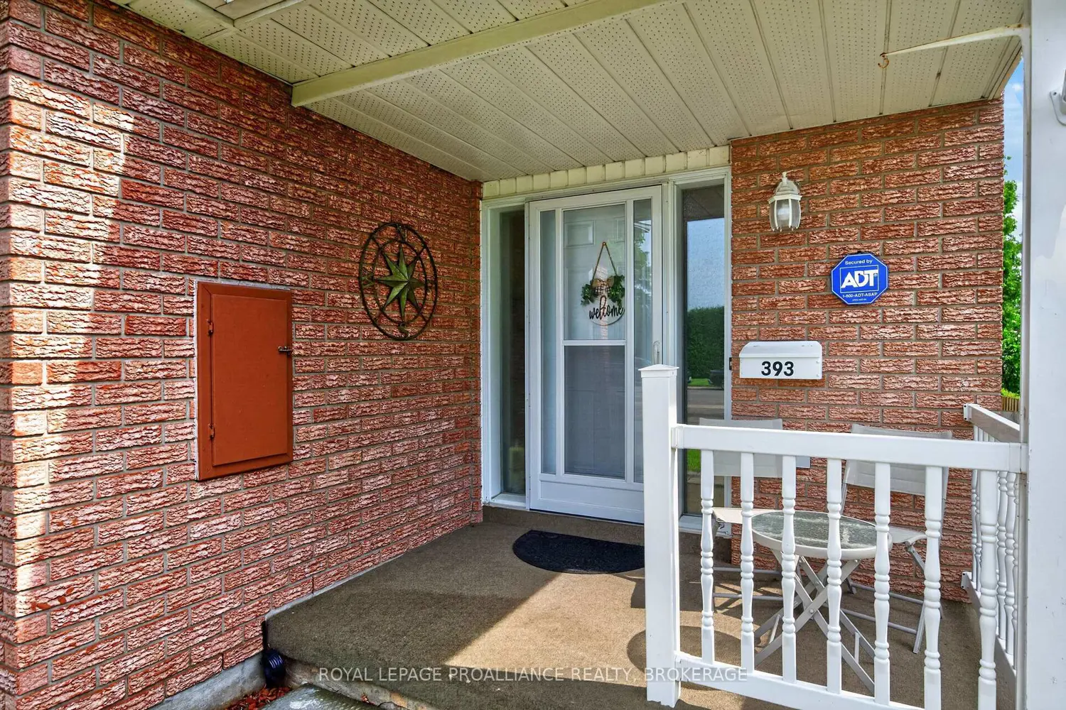 393 Malabar Drive photo 2
