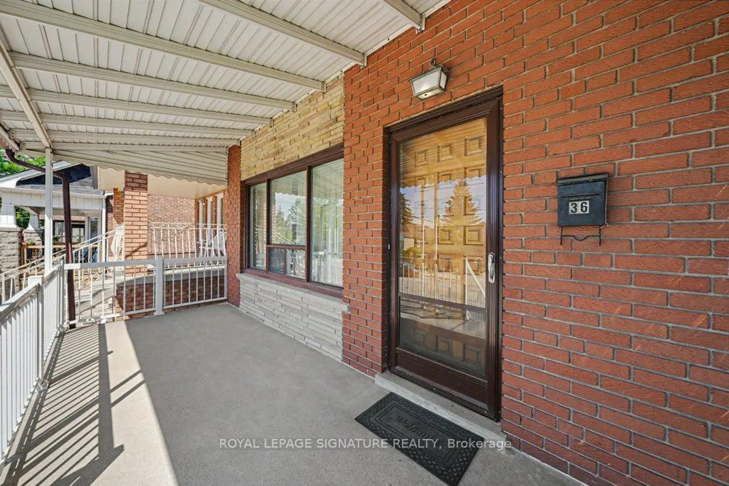 36 Jesmond Avenue photo 4