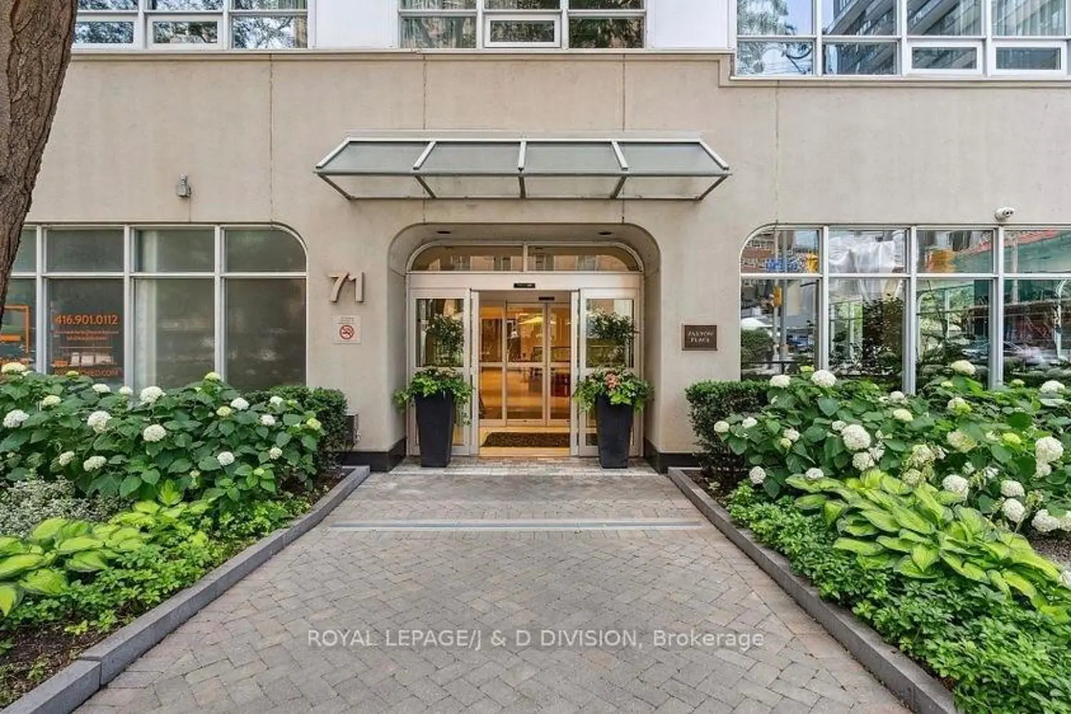71 Charles Street 304 photo 2