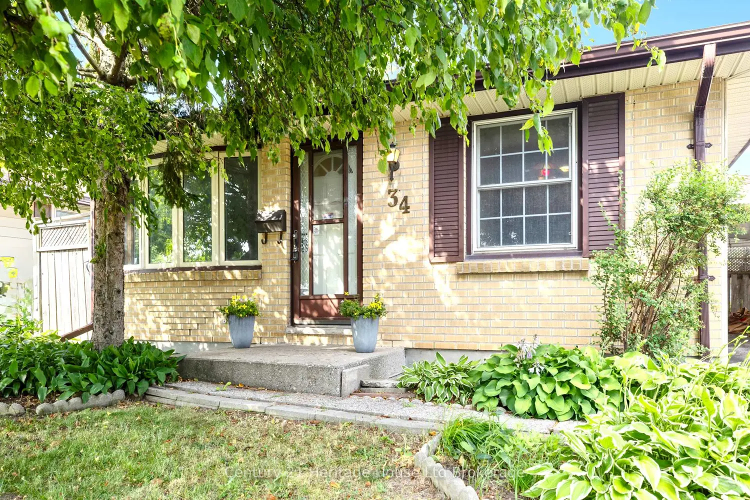 34 Dudley Crescent photo 3