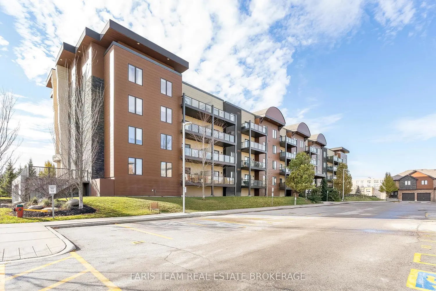 100 Dean Avenue 207 photo 2