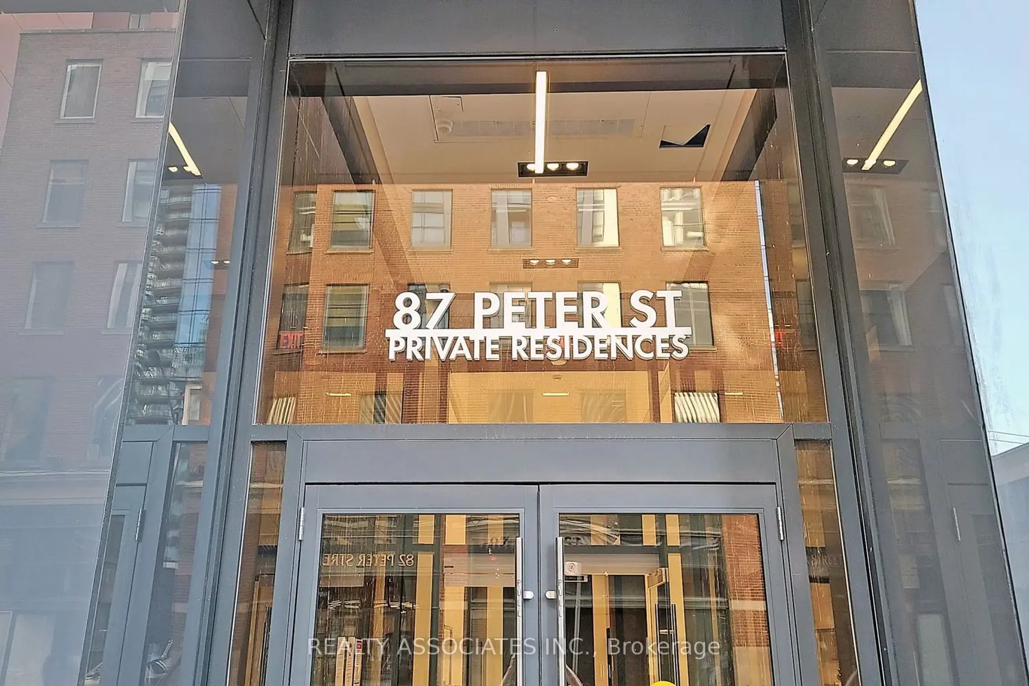 87 Peter Street 2012