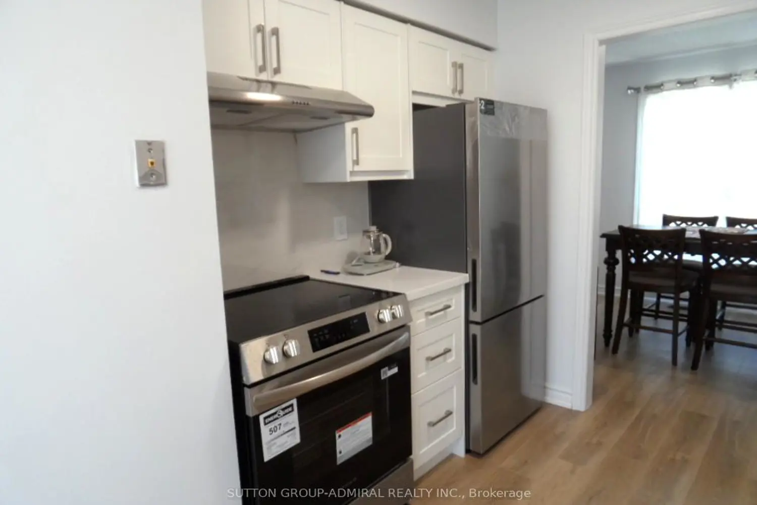 65 Delaney Crescent photo 5