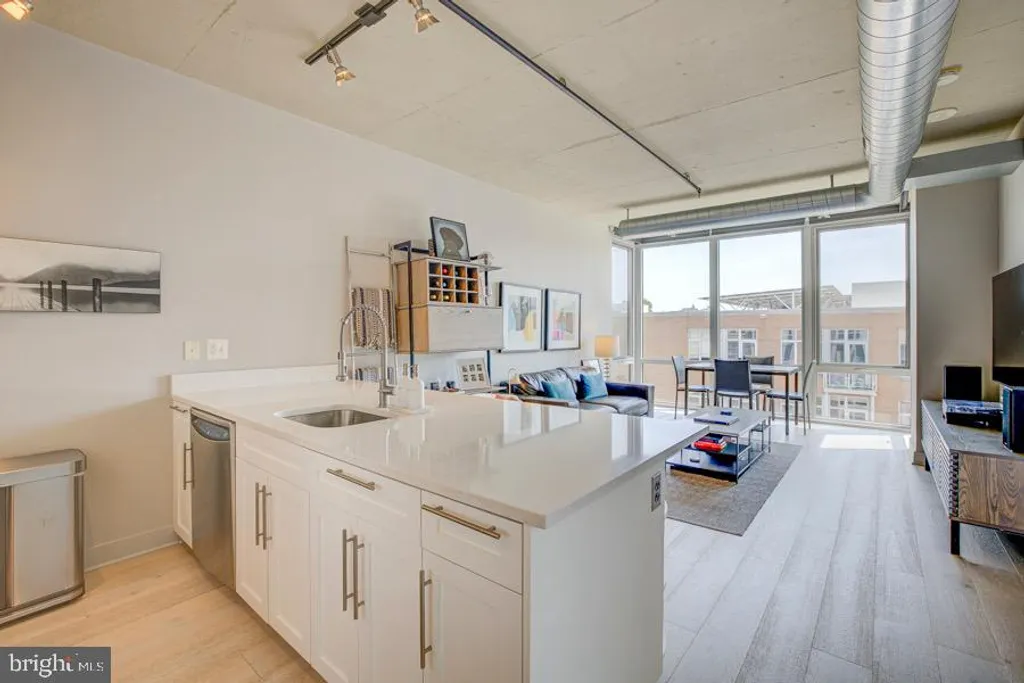 2125 14th Street NW Unit 611, Washington, DC 20009 photo 4