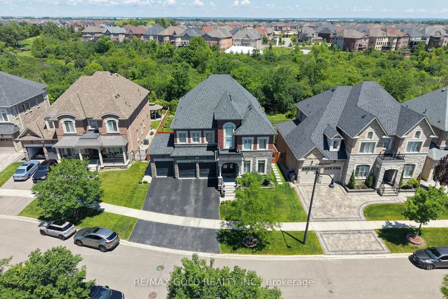 26 Spain Crescent photo 2