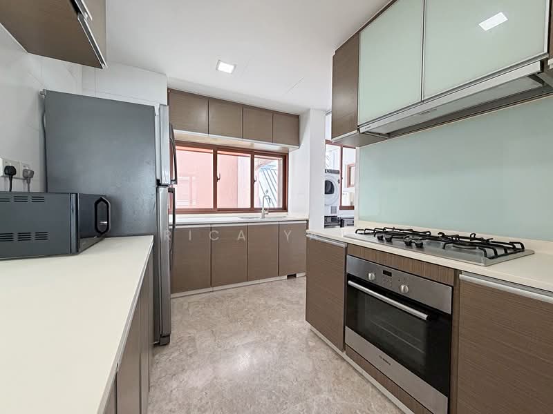 37 Bukit Batok East Avenue 6 photo 2