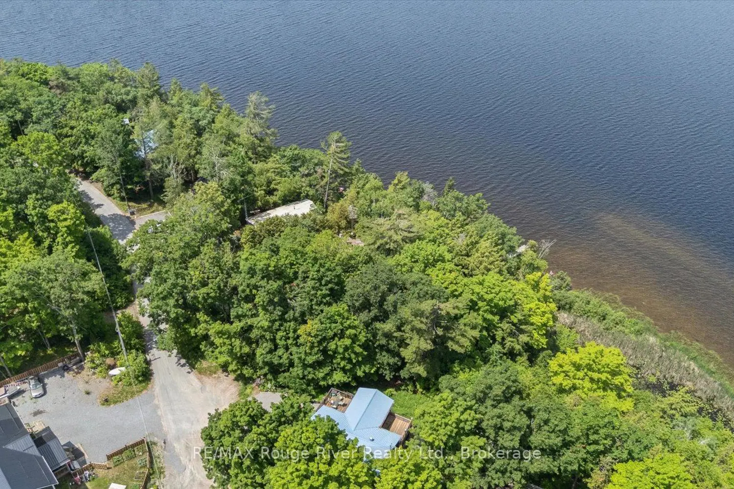 739 Marble Point Road photo 2