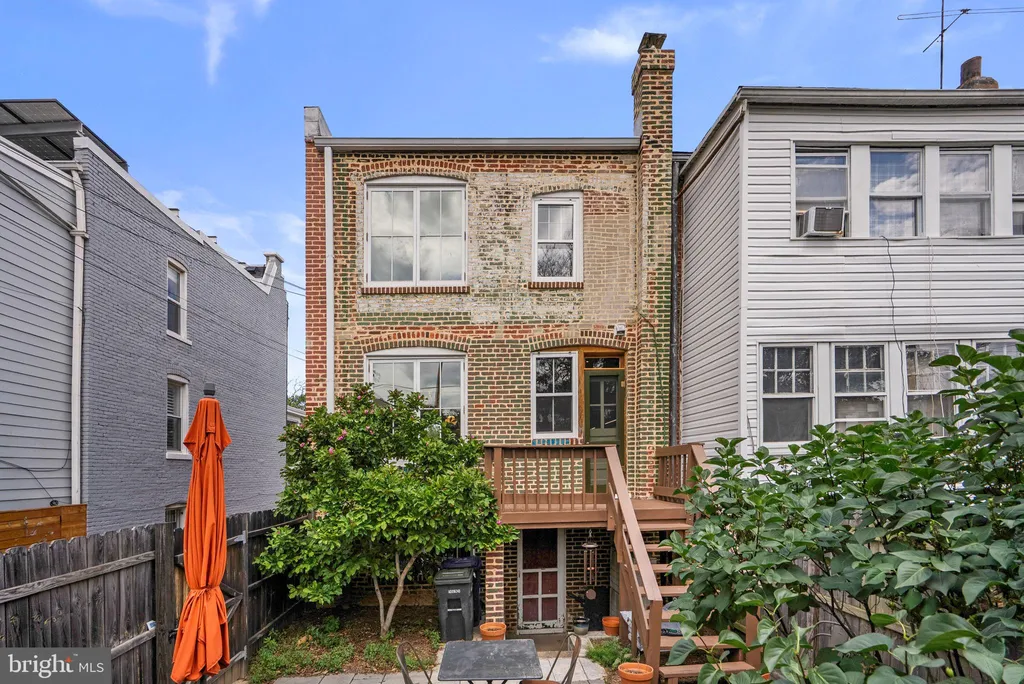 3112 Park Place NW, Washington, DC 20010