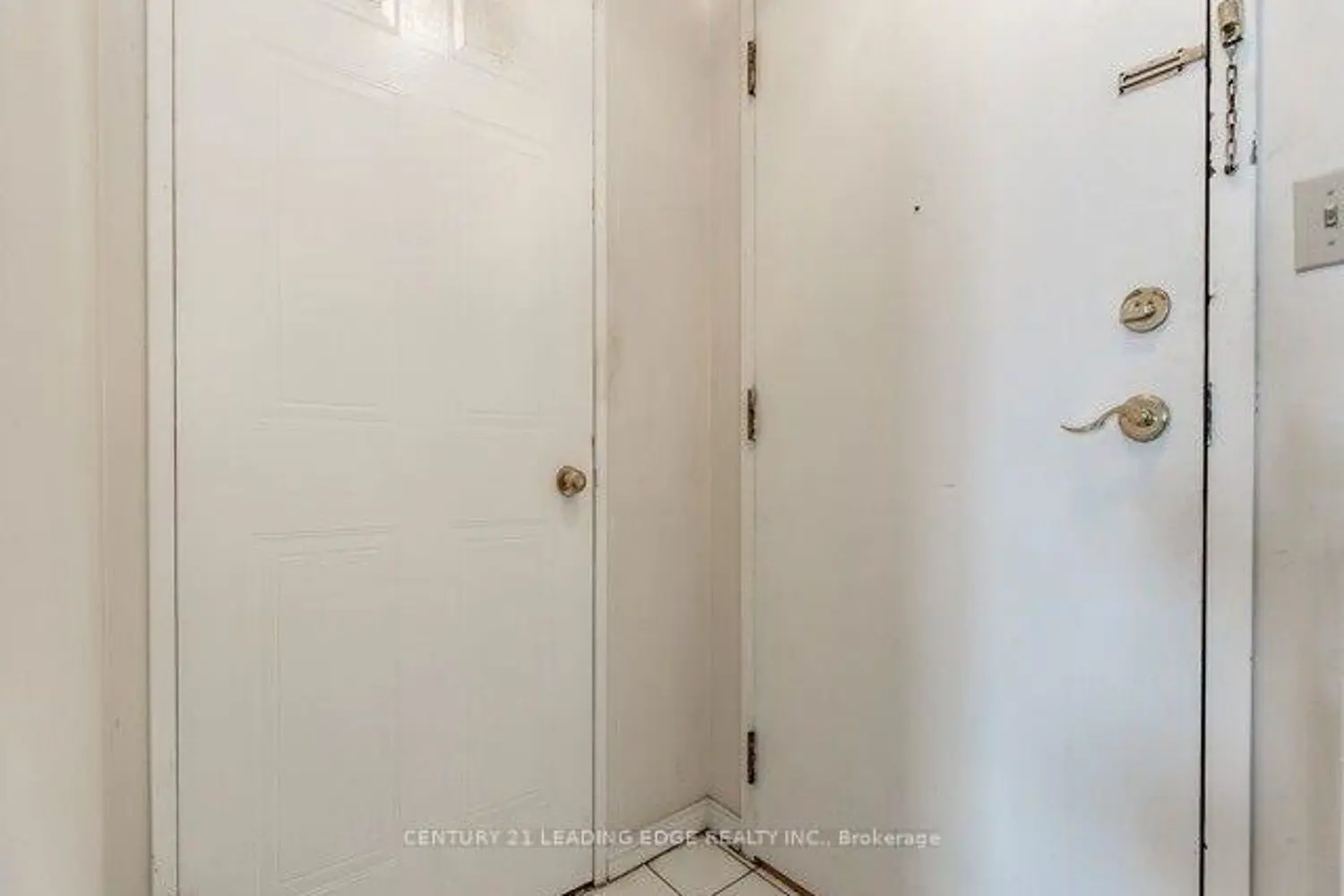400 Mclevin Avenue 1905 photo 4
