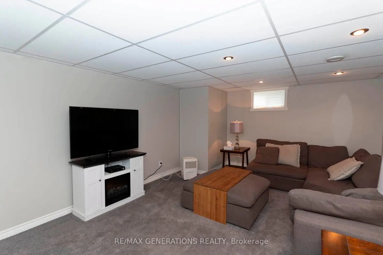 473 Tupper Street photo 5