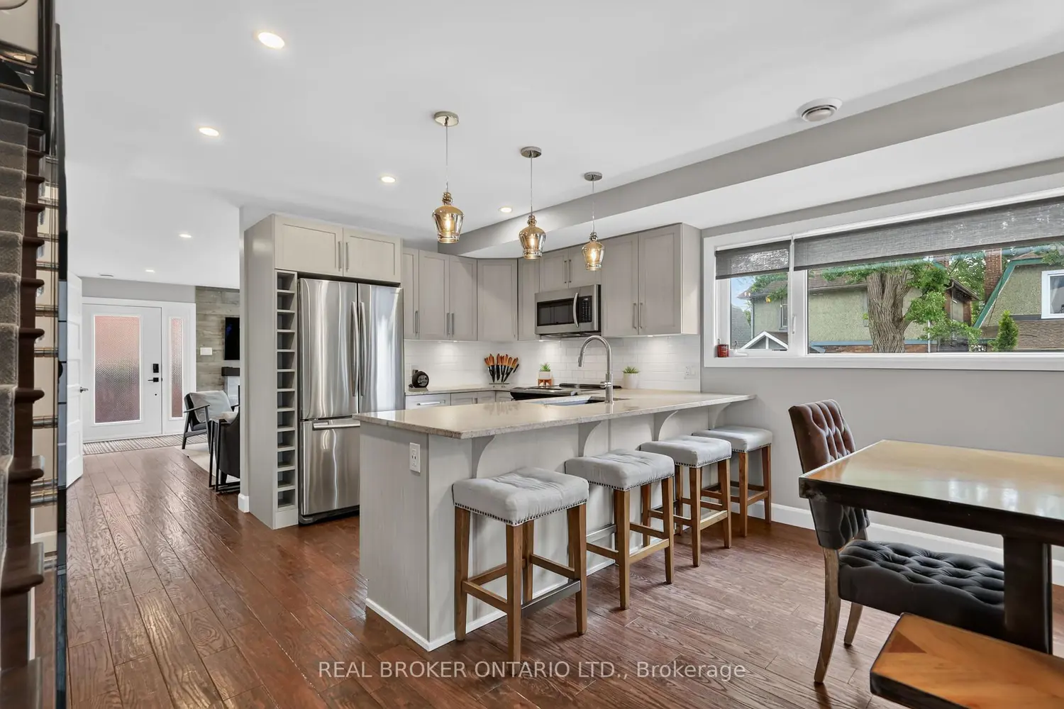 343 Riverdale Avenue photo 4