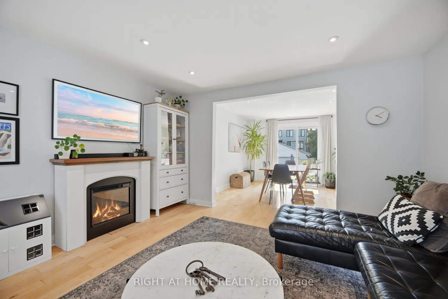 18 Vanbrugh Avenue photo 5