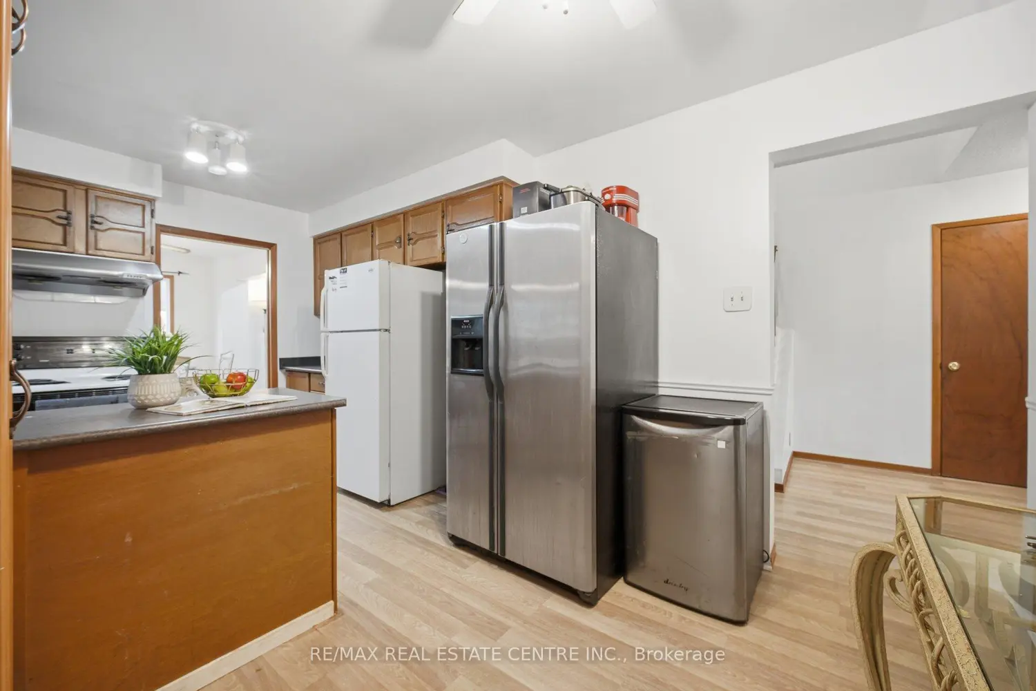 32 Dafoe Crescent photo 3