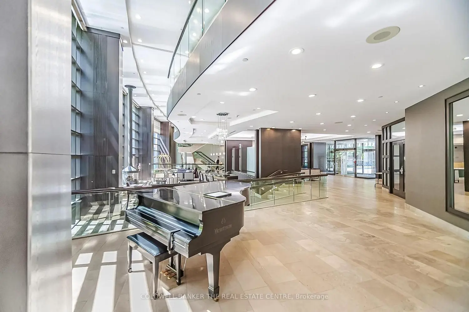 23 Sheppard Avenue 912 photo 2