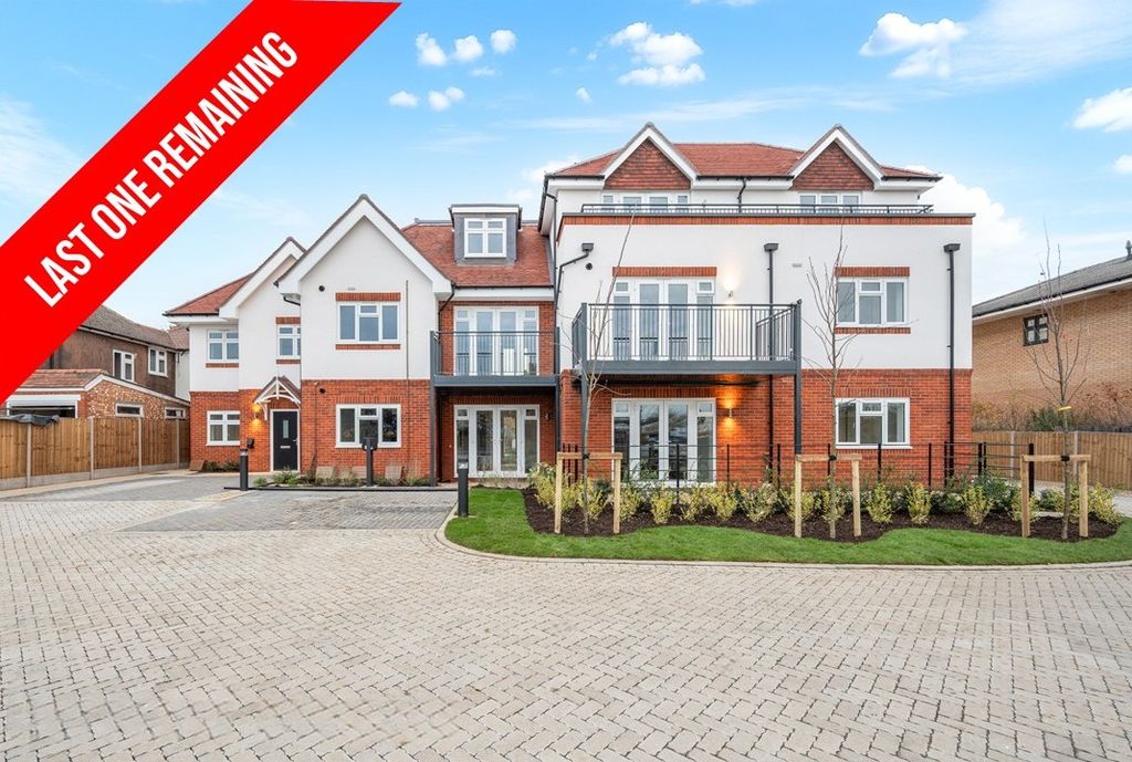 1 bed flat for saleRuxley Lane, Epsom KT19