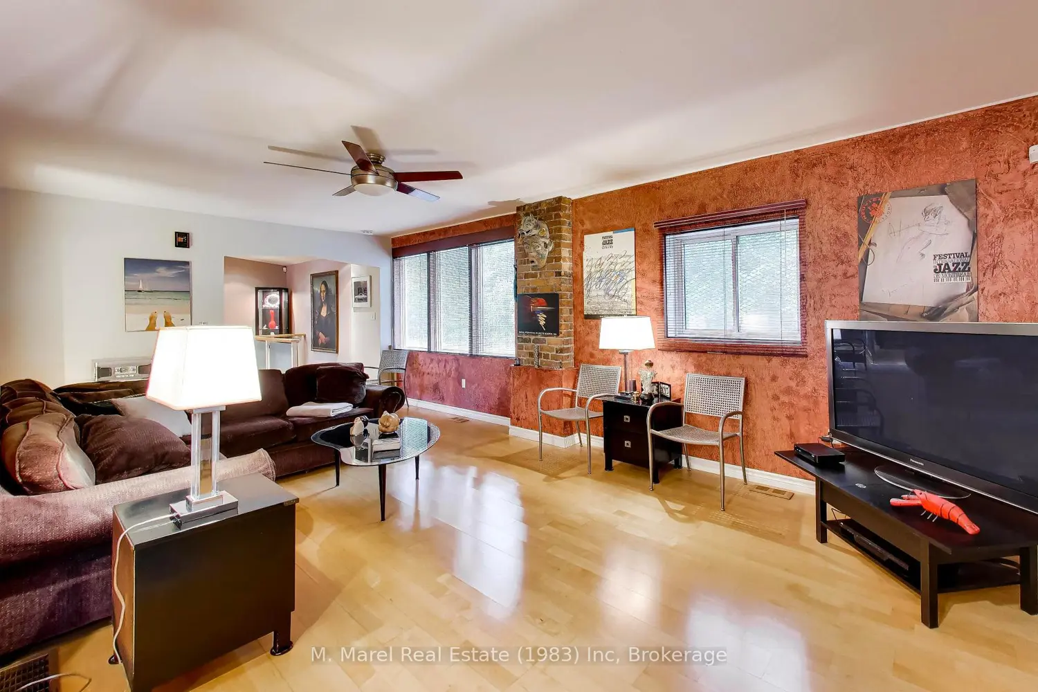 196 Grant Avenue photo 2