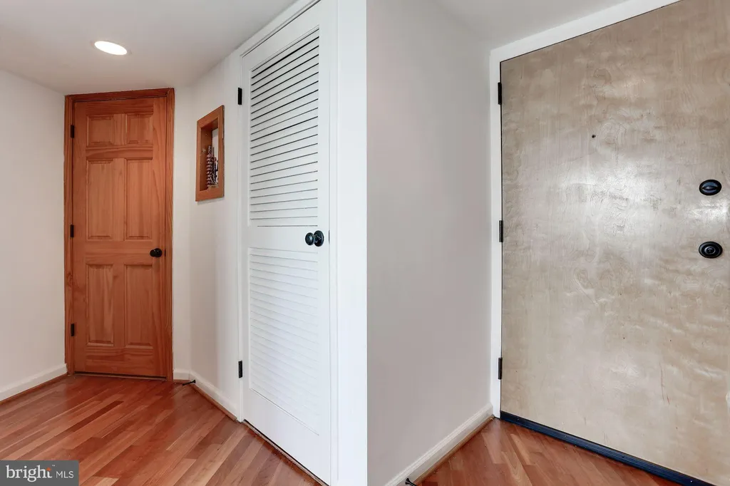 3 Washington Circle NW Unit 803, Washington, DC 20037 photo 2