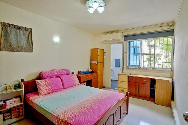 514 Hougang Avenue 10 photo 5