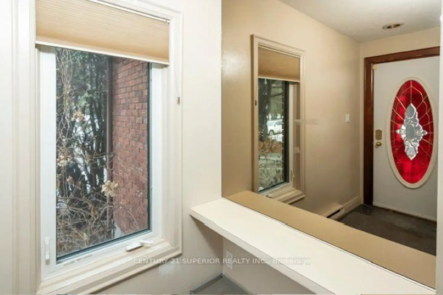 327 Brunswick Street photo 2
