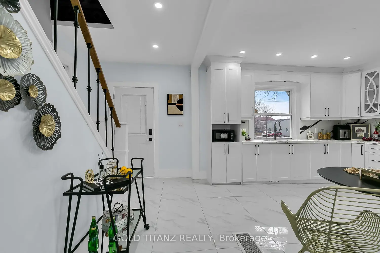 515 Bridge Avenue photo 2
