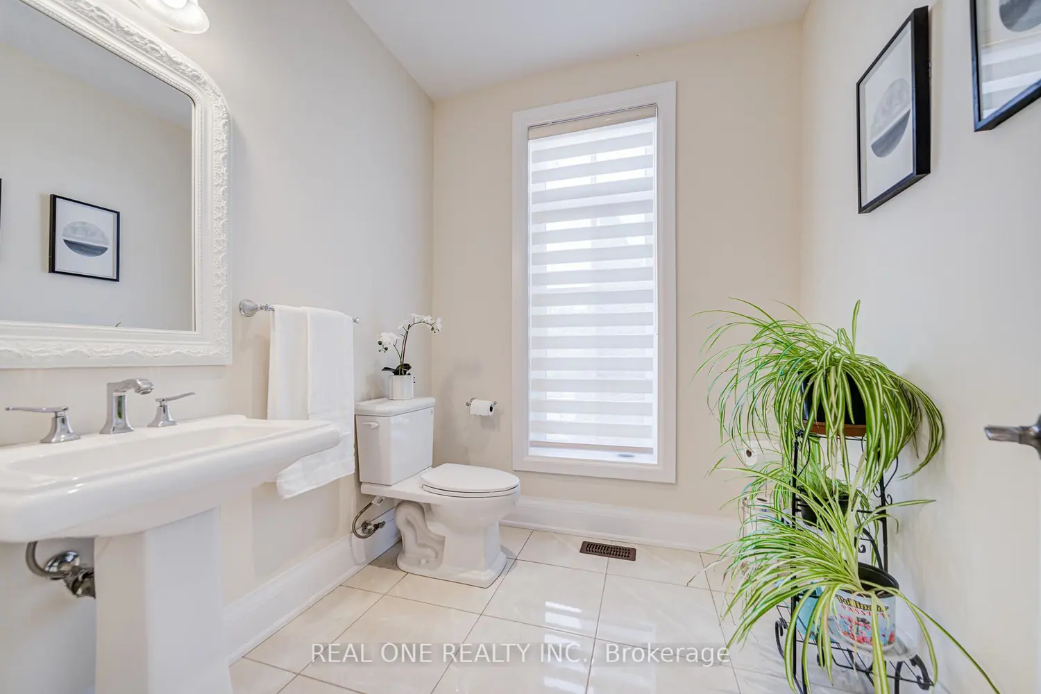 421 Flamingo Road photo 2