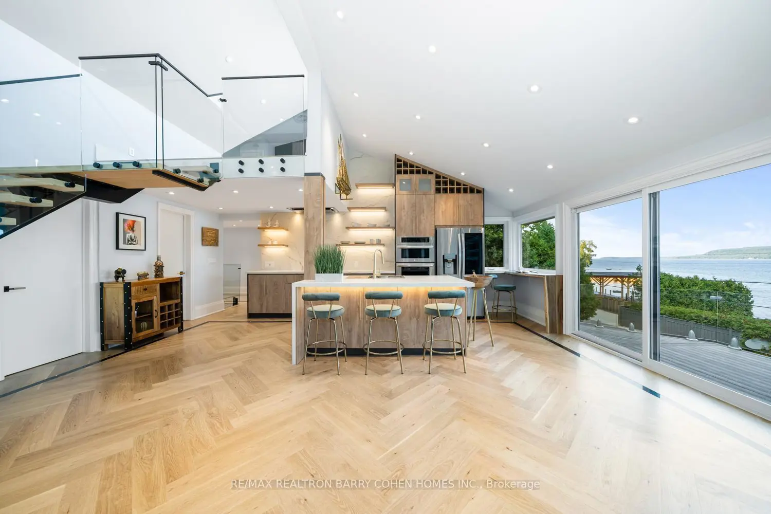 237 West Shore Drive photo 3