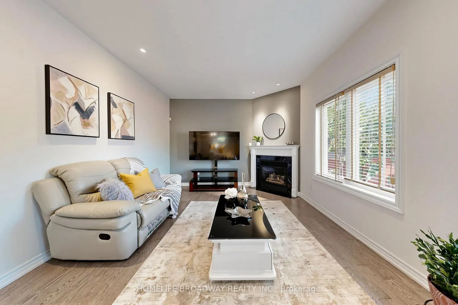 143 Village Gate Drive photo 4