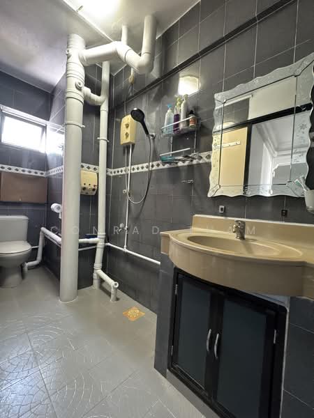 146 Tampines Avenue 5 photo 4