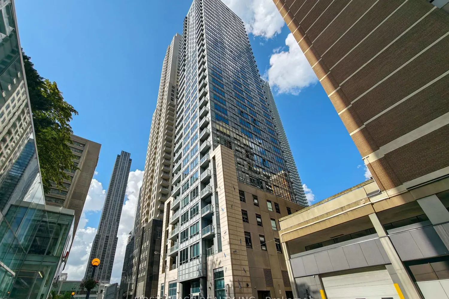 21 Balmuto Street 2501