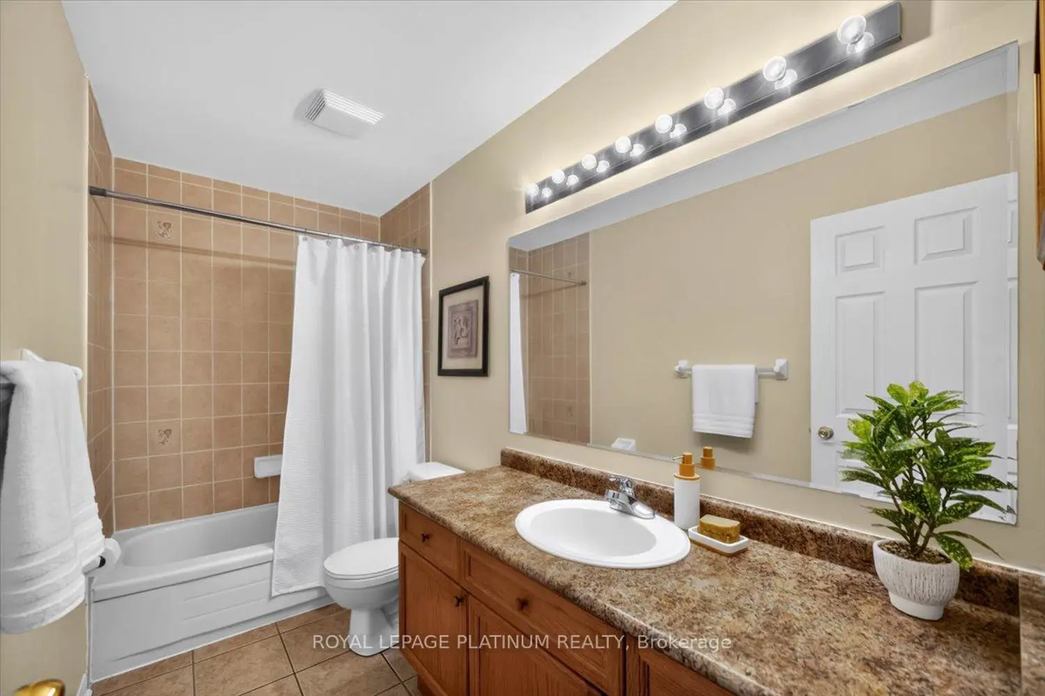 21 Vista Green Crescent photo 2