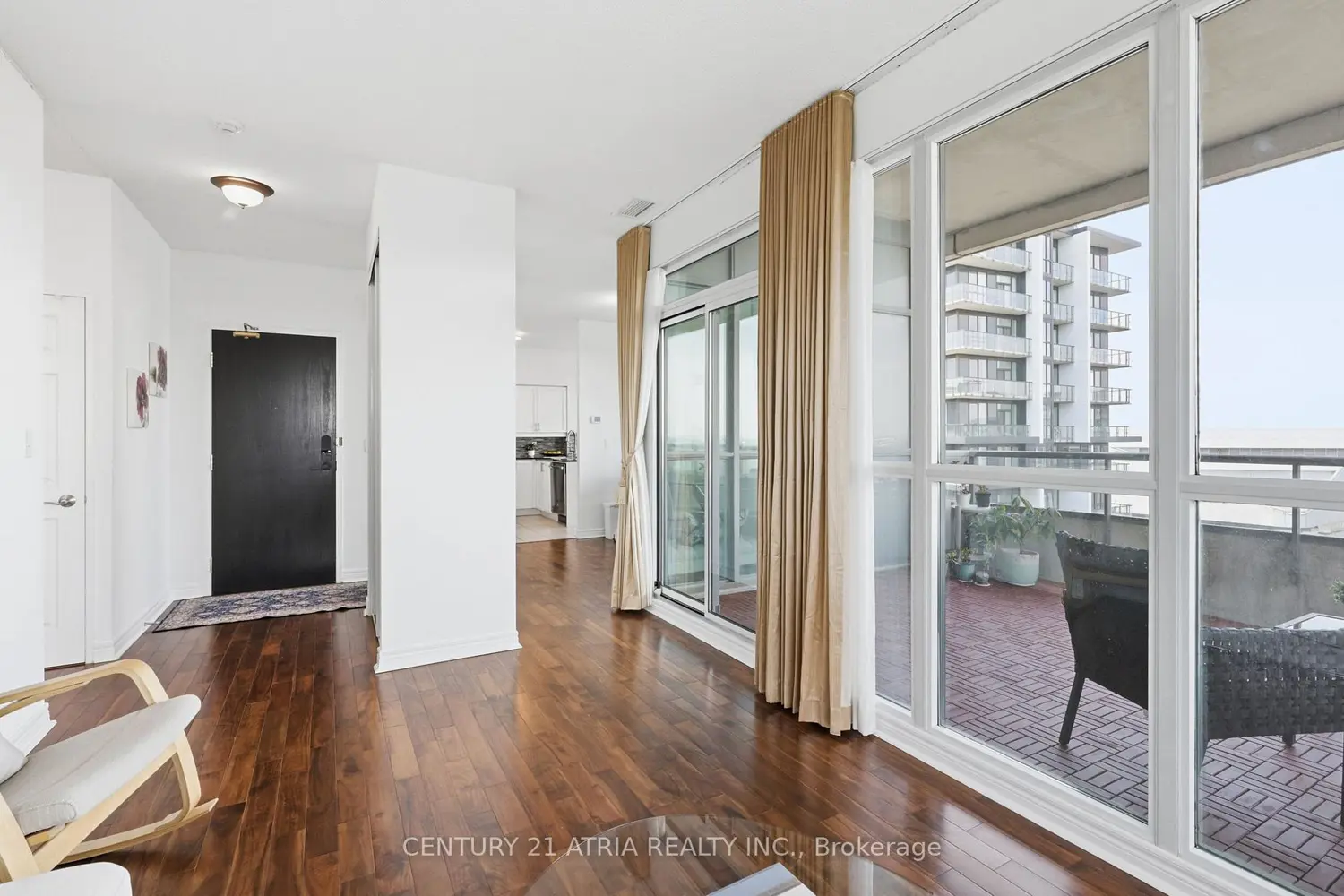 23 Hollywood Avenue Ph202 photo 4