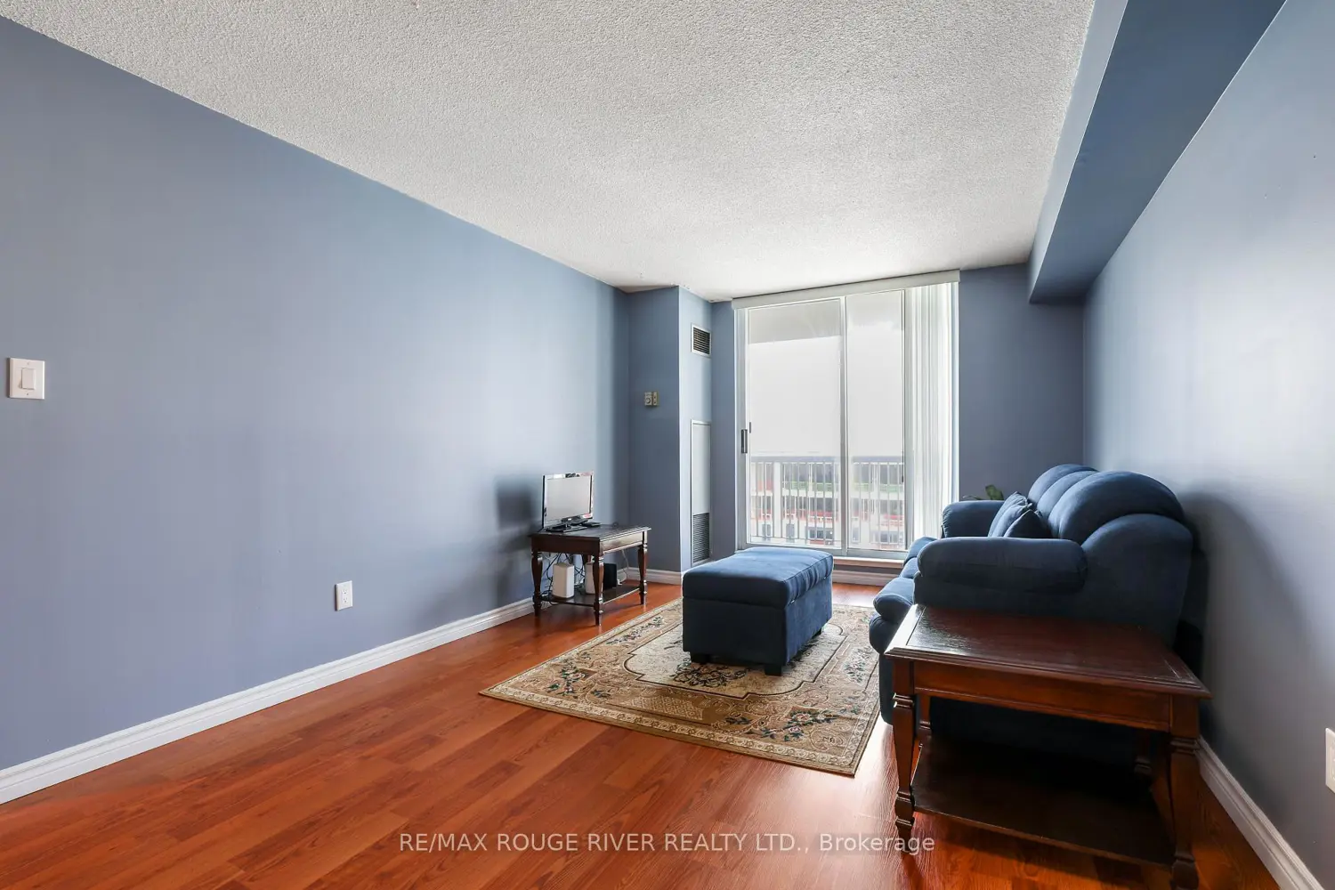 15 Sewells Road 1005 photo 4