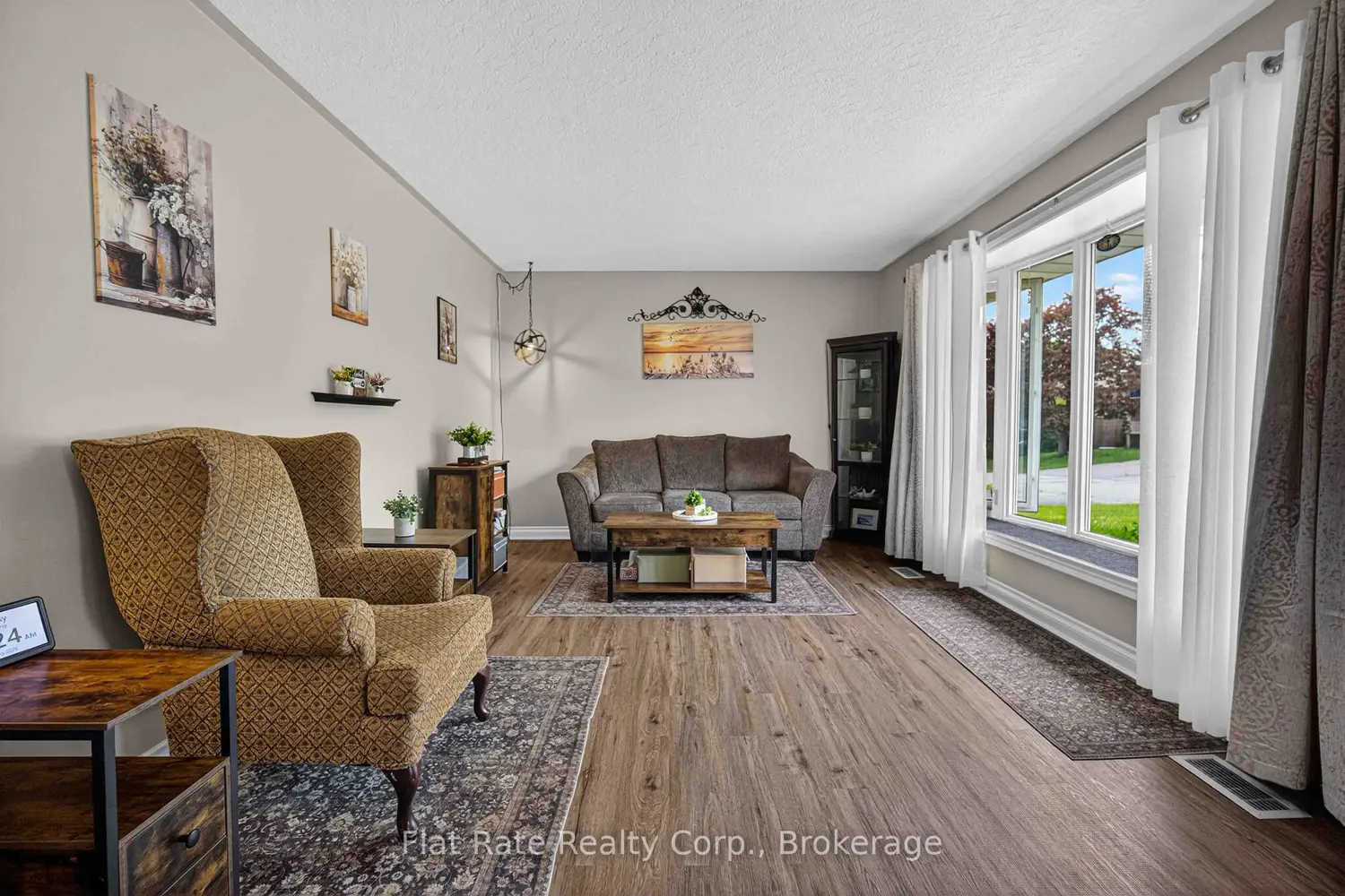 481 Barker Avenue photo 5