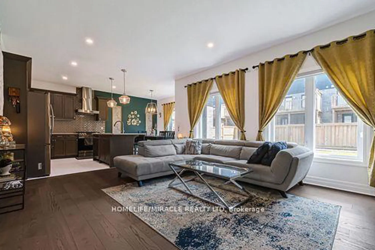 2231 Linkway Boulevard photo 4