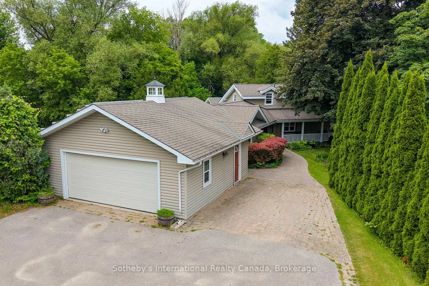 640 Mountain Road photo 3