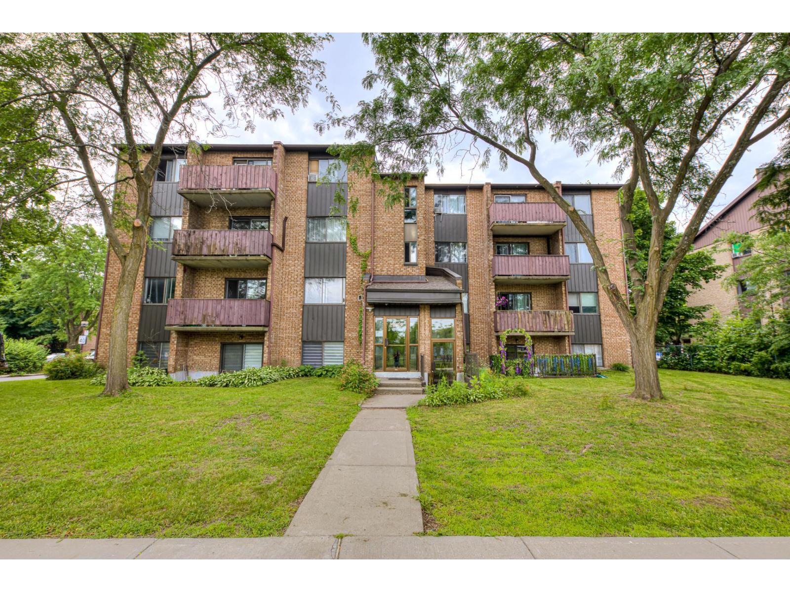 2475 Av. Aumont