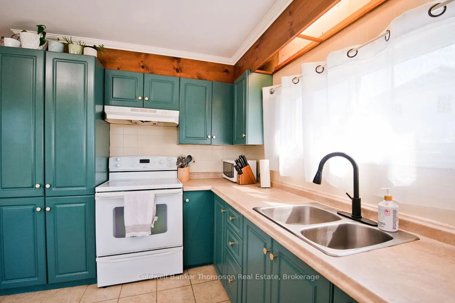 115 Ottawa Avenue photo 3