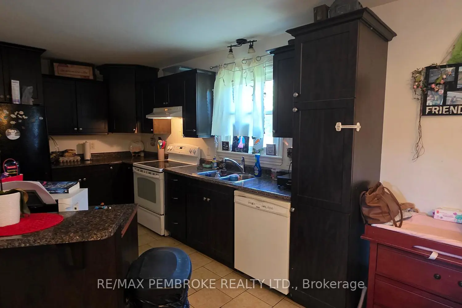 770 Mcguire Street photo 5