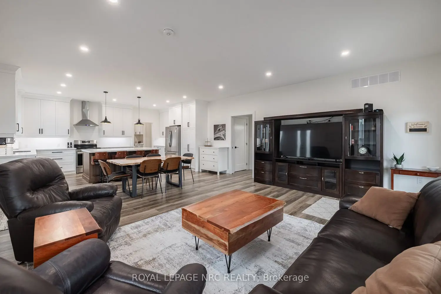 40634 Forks Road photo 3