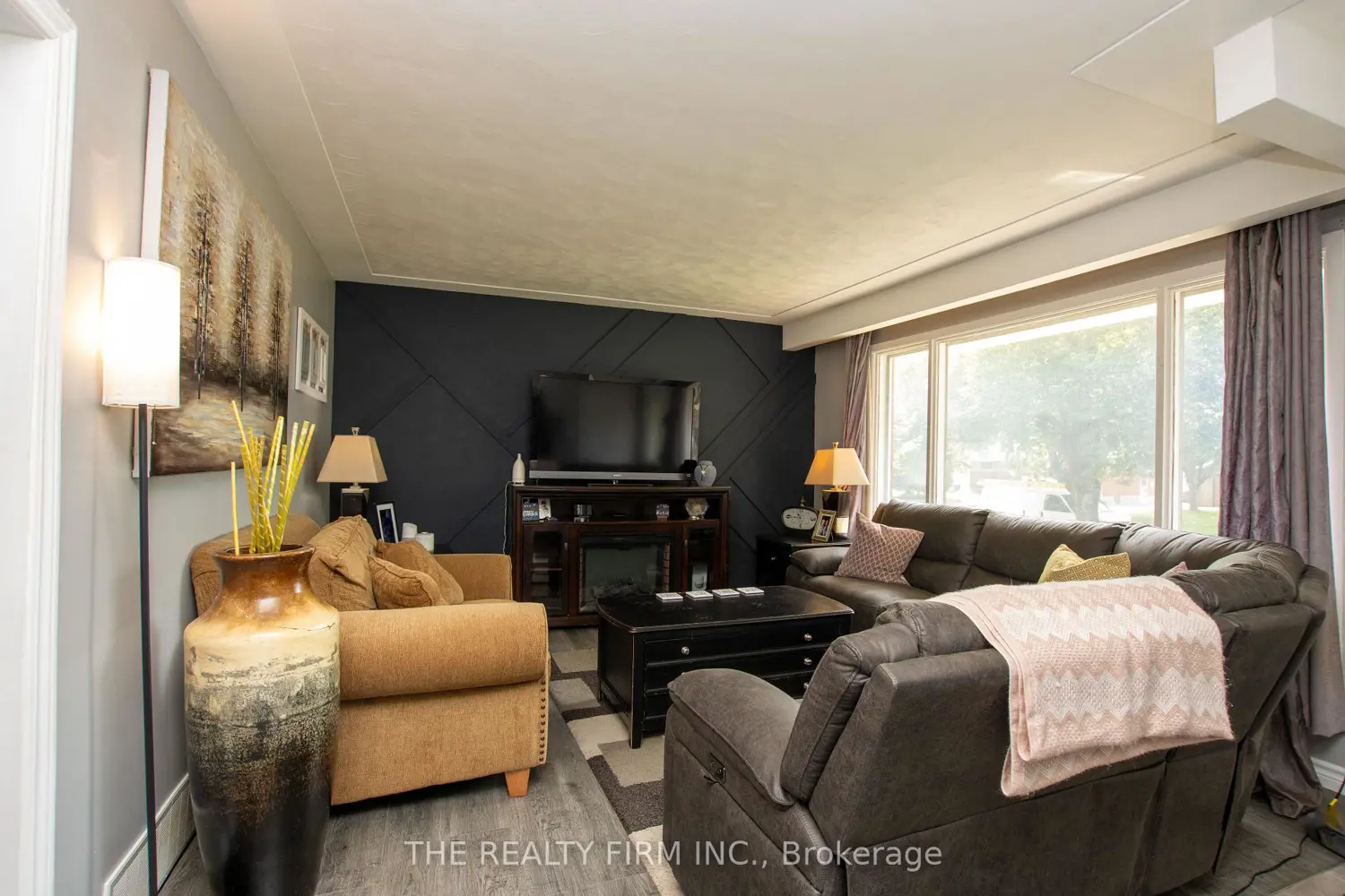 82 Langton Road photo 4