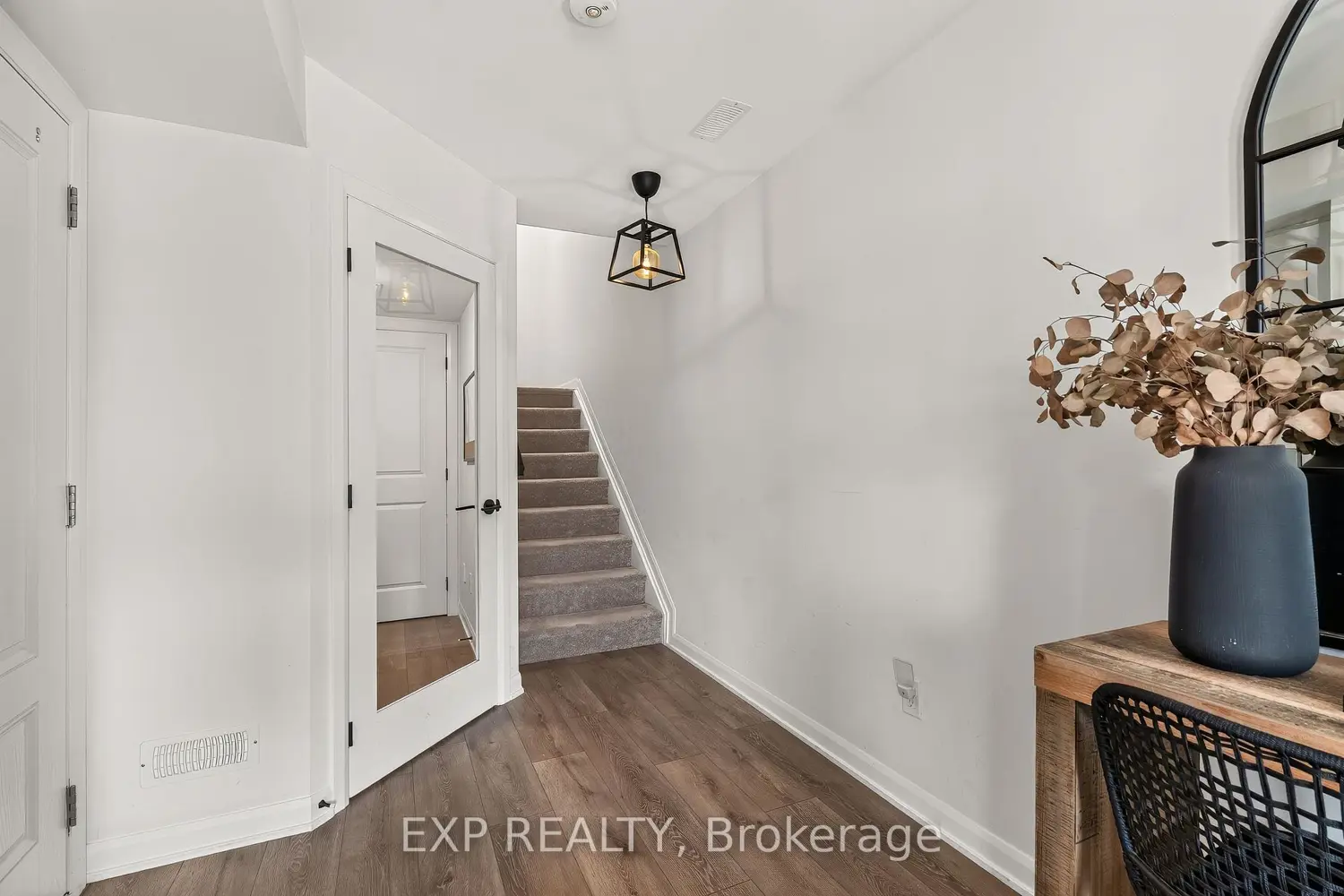 532 Aglish Mews photo 5