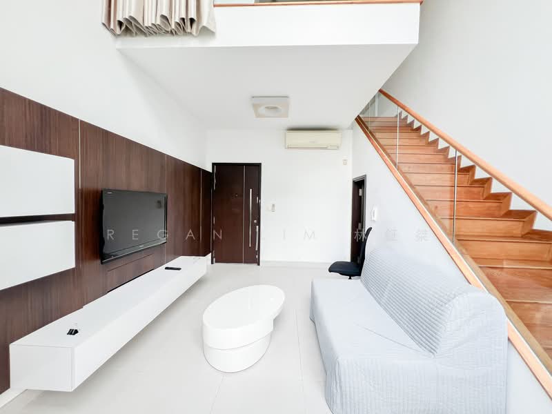 33 Rochester Drive photo 2