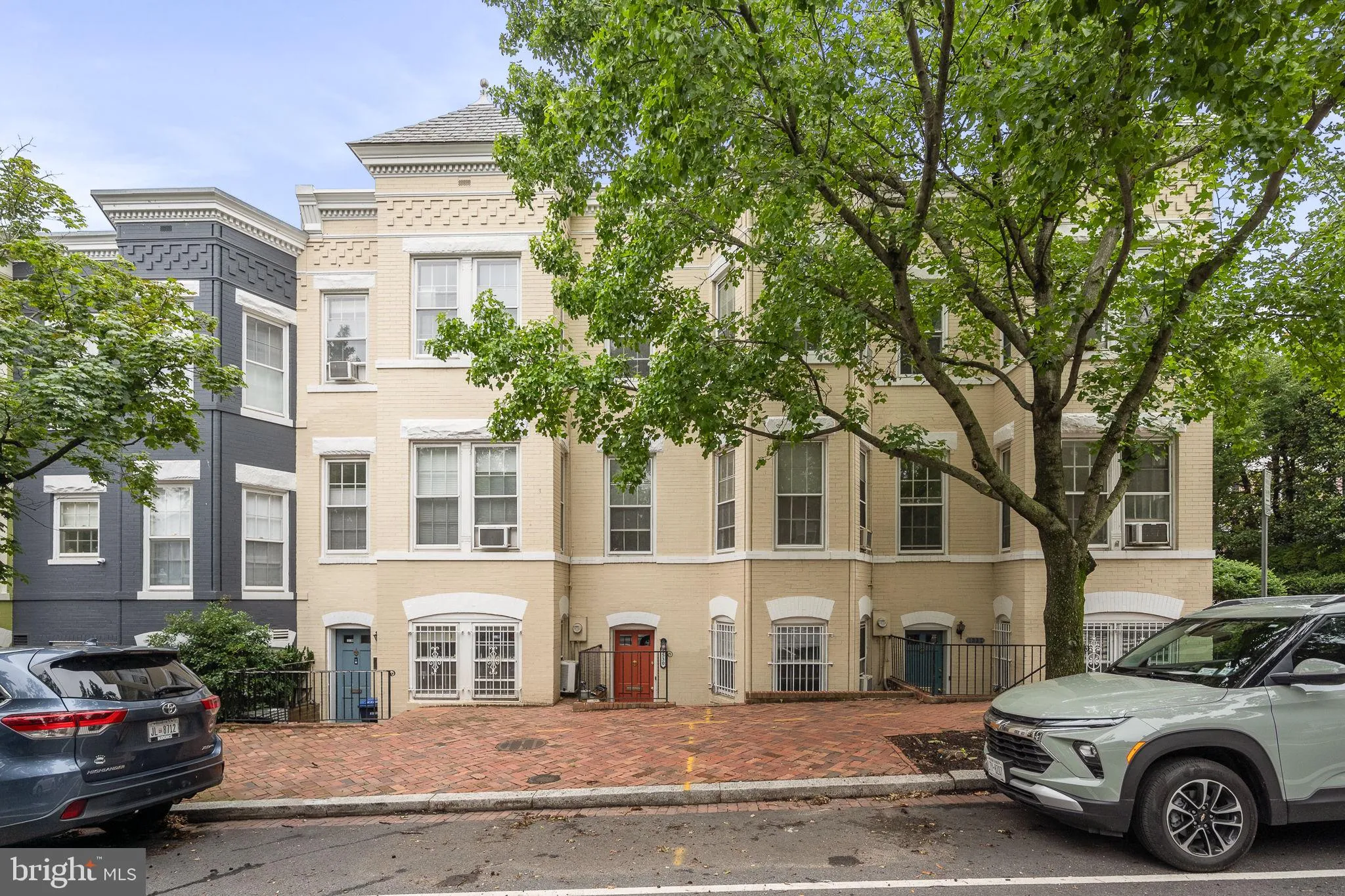 1530 34th Street NW, Washington, DC 20007