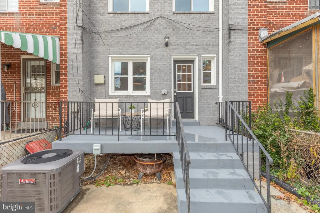 4003 Ames Street NE, Washington, DC 20019